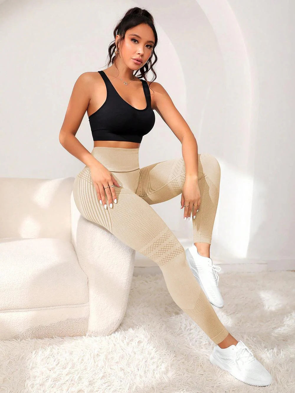 Sexy Line Hip-Lifting Sports Yoga Pants